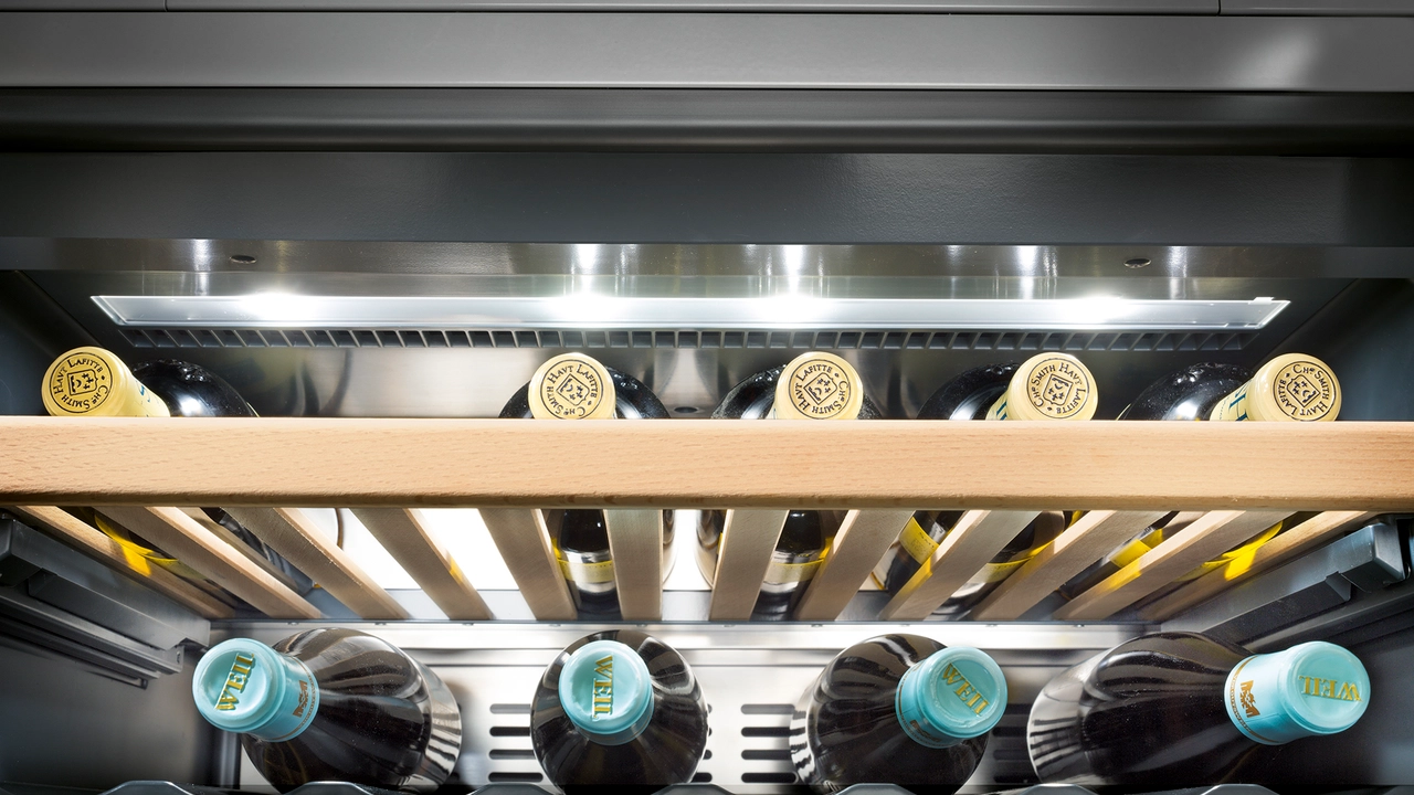 UKes 1752 GrandCru Under-worktop refrigerator - Liebherr